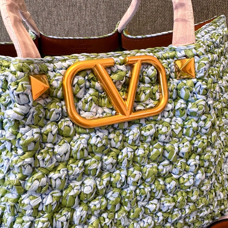 Va1e*ntin0 shopping bag